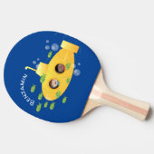 Cute yellow submarine fish cartoon illustration tafeltennisbatje (Zijkant)