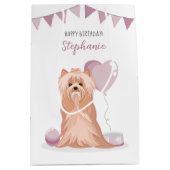 Cute Yorkshire Terrier Birthday Medium Cadeauzakje (Voorkant)