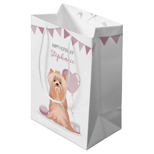 Cute Yorkshire Terrier Birthday Medium Cadeauzakje (Voorkant Gekanteld)