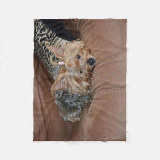 Cute Yorkshire Terrier Puppy Fleece Deken (Voorkant)