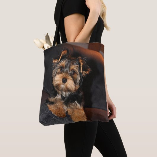 Cute Yorkshire Terrier Puppy Tote Bag (Dichtbij)