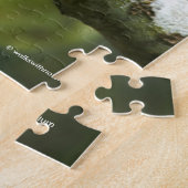 Cute Young Downy Woodpecker in de perenboom Legpuzzel (Zijkant)