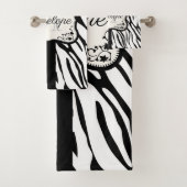 Cute Zebra Print Bad Handdoek (Insitu)