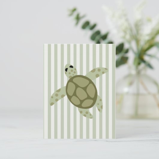 Cute Zee Turtle on Green Stripe Briefkaart (Staand voorkant)