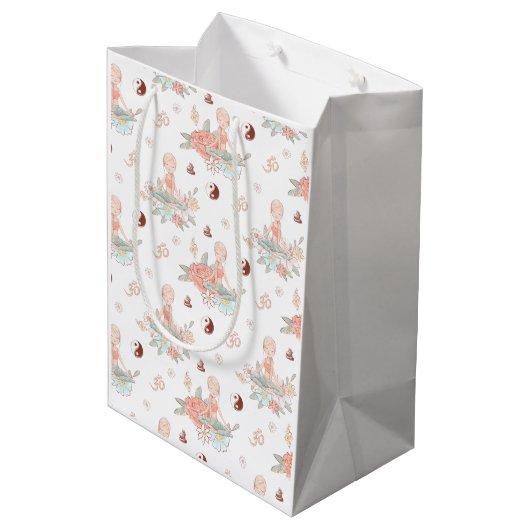 Cute Zen Yoga Meditation Lotus Namaste Medium Cadeauzakje (Achterkant Gekanteld)