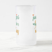 Cute zomers citaat Gewoon een meisje dat van surfe Matglas Bierpul (Center)