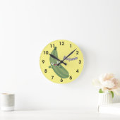 Cute zucchini happy cartoon illustratie ronde klok (Huis)