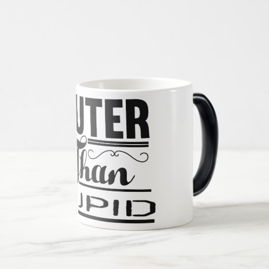 cuter dan cupid magische mok (Voorkant rechts)