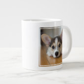 Cutest Baby Animals | Corgi Puppy Looking Grote Koffiekop (Voorkant rechts)