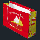 Cutie Pie Cherry Kids Birthday Party Groot Cadeauzakje<br><div class="desc">Het verjaardagsthema van ons kind van de koettaart is perfect voor een klein kind dat van een mooie taart houdt! Maakt een geweldig onderwerp voor de lente- of zomerfeestdag!</div>