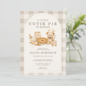 Cutie Pie is Bakken Herfst Gingham Baby Shower Kaart (Staand voorkant)