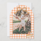 Cutie Pie Pumpkin 1st Birthday Photo Invitation Kaart (Achterkant)