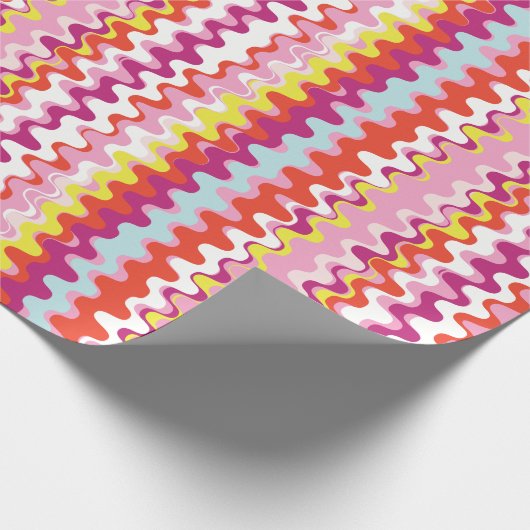 Cutkleurig roze rood abstract golfpatroon cadeaupapier (Hoek)