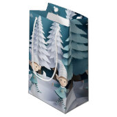 Cutout Elves in the Snow Christmas  Klein Cadeauzakje (Voorkant Gekanteld)