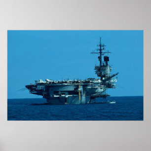 CV-66 "USS America" ontmanteling in 1996, stern Poster