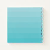 Cyaan Blue Shades Horizontale Stripes Monogram Notitieboek (Achterkant)