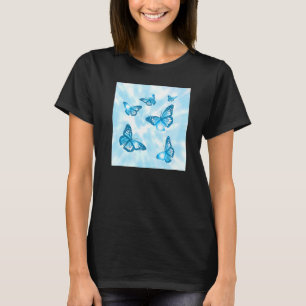 Cyaan esthetische pastel vlinder en blauwe stropda t-shirt