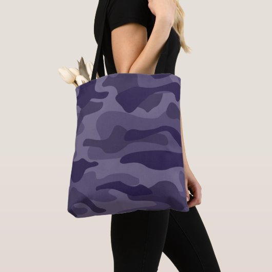 Cyber Grape Monocolor Camo Tote Bag (Dichtbij)