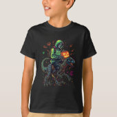 Cyber Neon Skeleton Riding Robo Dino – Halloween T-shirt (Voorkant)