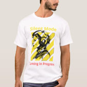 Cyberpunk Gamer "Silent Mode" Illustration T-shirt (Voorkant)