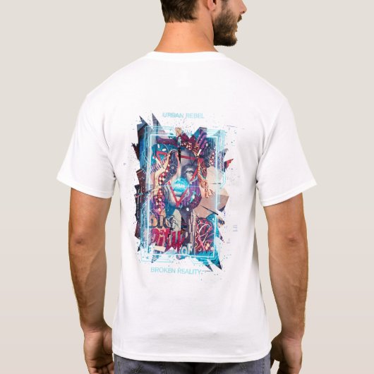 Cyberpunk Glitch Art & Broken Reality Graphic T-Sh T-shirt (Achterkant)