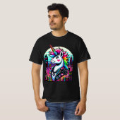 Cyberpunk Unicorn Neon Pixel Art Cityscape Design T-shirt (Voorkant volledig)