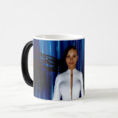 Cybersecurity analist Sade Idahosa Scarlett serie Magische Mok (Voorkant links)