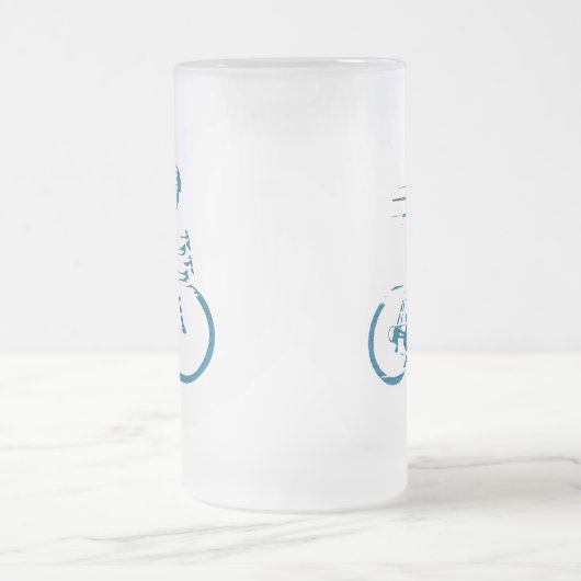 Cyclist Matglas Bierpul (Center)