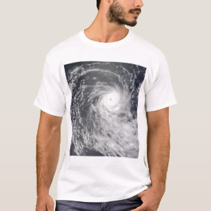 Cyclone Anja over de Zuid-Indische Oceaan T-shirt