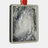 Cyclone Giri beweegt zich aan land over Birma Metalen Ornament (Rechts)