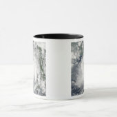 Cyclone Giri beweegt zich aan land over Birma Mok (Midden)