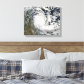 Cyclone Ingrid Canvas Afdruk (Insitu (Slaapkamer))