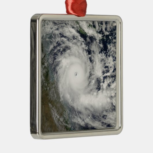 Cyclone Ingrid Metalen Ornament (Rechts)