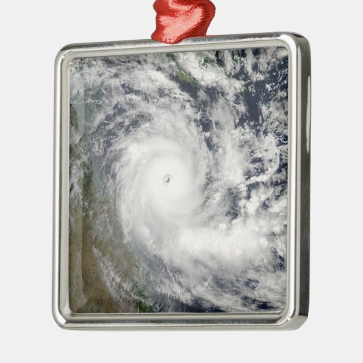 Cyclone Ingrid Metalen Ornament (Links)