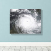 Cyclone Monica in het zuidelijke deel van de Still Canvas Afdruk (Insitu (Houten vloer))