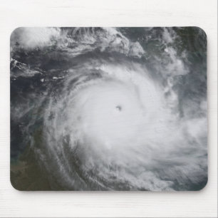 Cyclone Monica in het zuidelijke deel van de Still Muismat