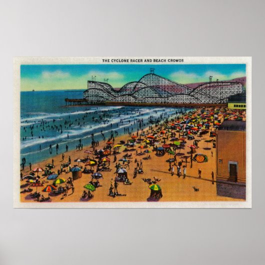 Cyclone Racer and Beach Crowds, Long Beach Poster (Voorkant)