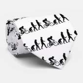 Cyclusevolutie Stropdas (Opgerold)