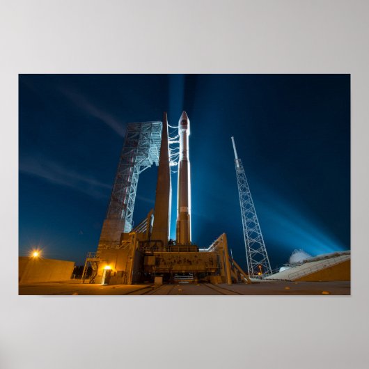 Cygnus Spacecraft Klaar voor Lancering aan ISS Poster (Voorkant)