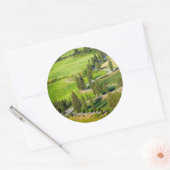 Cypress kronkelende weg in Toscane rond de sticker (Envelop)