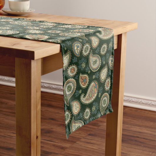 Cypress Paisley Pattern Lange Tafelloper (Voorbeeld)