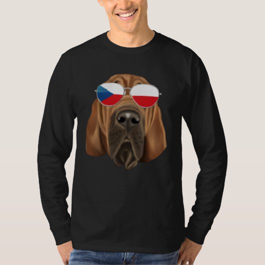Czech Flag Bloodhound Dog Czech Republic Pocket T-shirt (Voorkant)