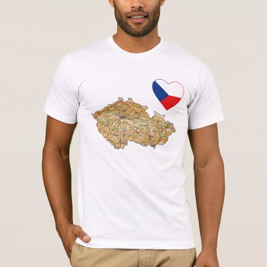 Czechia Flag Heart en Map T-Shirt (Voorkant)