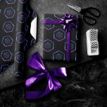 D20 RPG-patroon | Fantastisch Paars roze blauw ijs Cadeaupapier<br><div class="desc">GEEK CHIC GAMER! Novelty RPG pakpapier is ook ideaal voor epheera diy meubelontage, of huisdecor doe-het-zelf projecten. Het is GAME ON, dus kies je voor je wapen- en rolinitiatief! Het ontwerp is ideaal voor elke oude speelpenpen/potlood en papier (PnP) fantasy rollspeler en biedt een naadloos patroon van 20-zijdedice van polyhedral...</div>