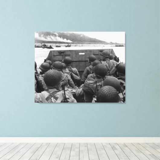 D-daagse soldaten in een Higgins Boat Canvas Afdruk (Insitu (Houten vloer))