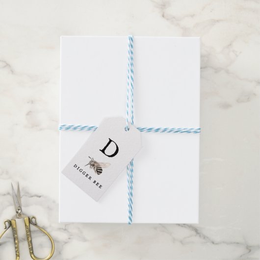 "D" Digger Bee Cadeaulabel (Met Touw)