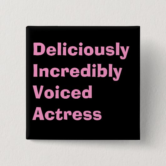 D.I.V.A. VIERKANTE BUTTON 5,1 CM (Voorkant)