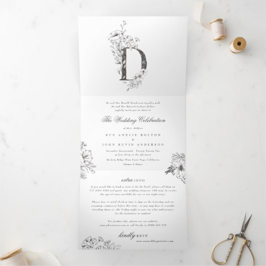 'D' Monogram Beauful Sketched Floral Wedding Drieluik Uitnodiging (Binnen)