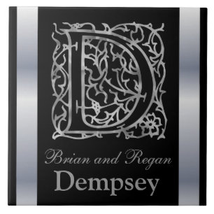 D Monogram en naam "Besque on Black" keramische Te Tegeltje
