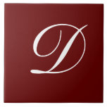 D Monogram Initiaal Wit op Donkerrood Tegeltje<br><div class="desc">Klassieke Witte Letter Monogram op Donkerrode Achtergrond Sticker Sjabloon, D.</div>